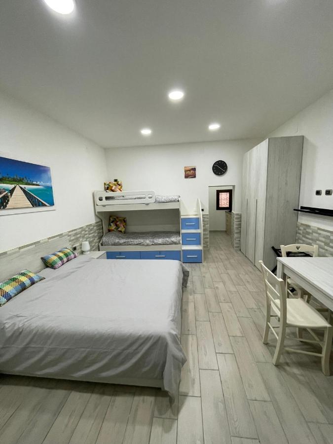 Casa Vacanze Luisa Naples Exterior photo